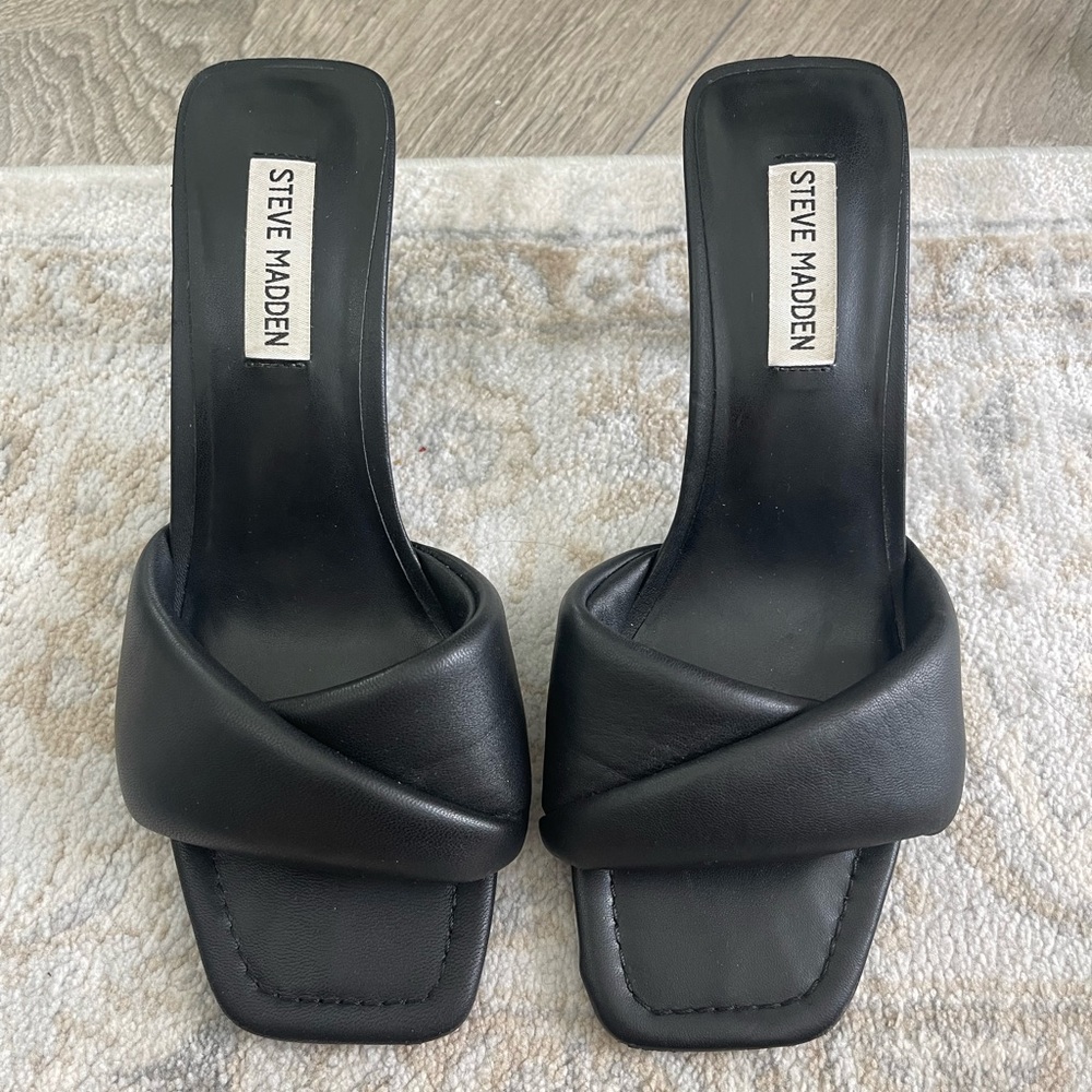 Steve Madden Black Kitten Heel - worn once